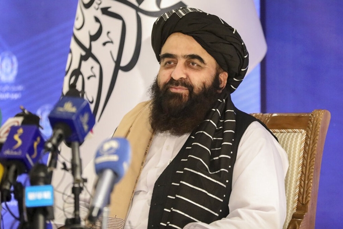 Talibãs pedem para discursar na Assembleia Geral da ONU em nome do Afeganistão